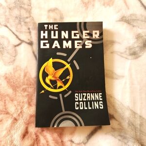 The Hunger Games by Suzanne Collins Book